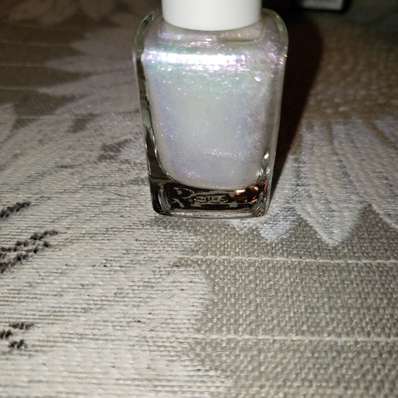 Color Club Nail Lacquer in Yes, Of Quartz - Picture 2 of 3
